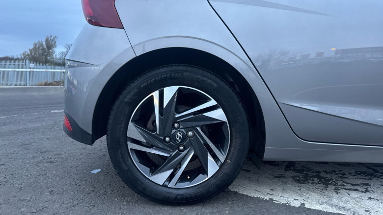 Hyundai i20 1.0T GDi 48V MHD SE Connect 5dr Petrol Hatchback